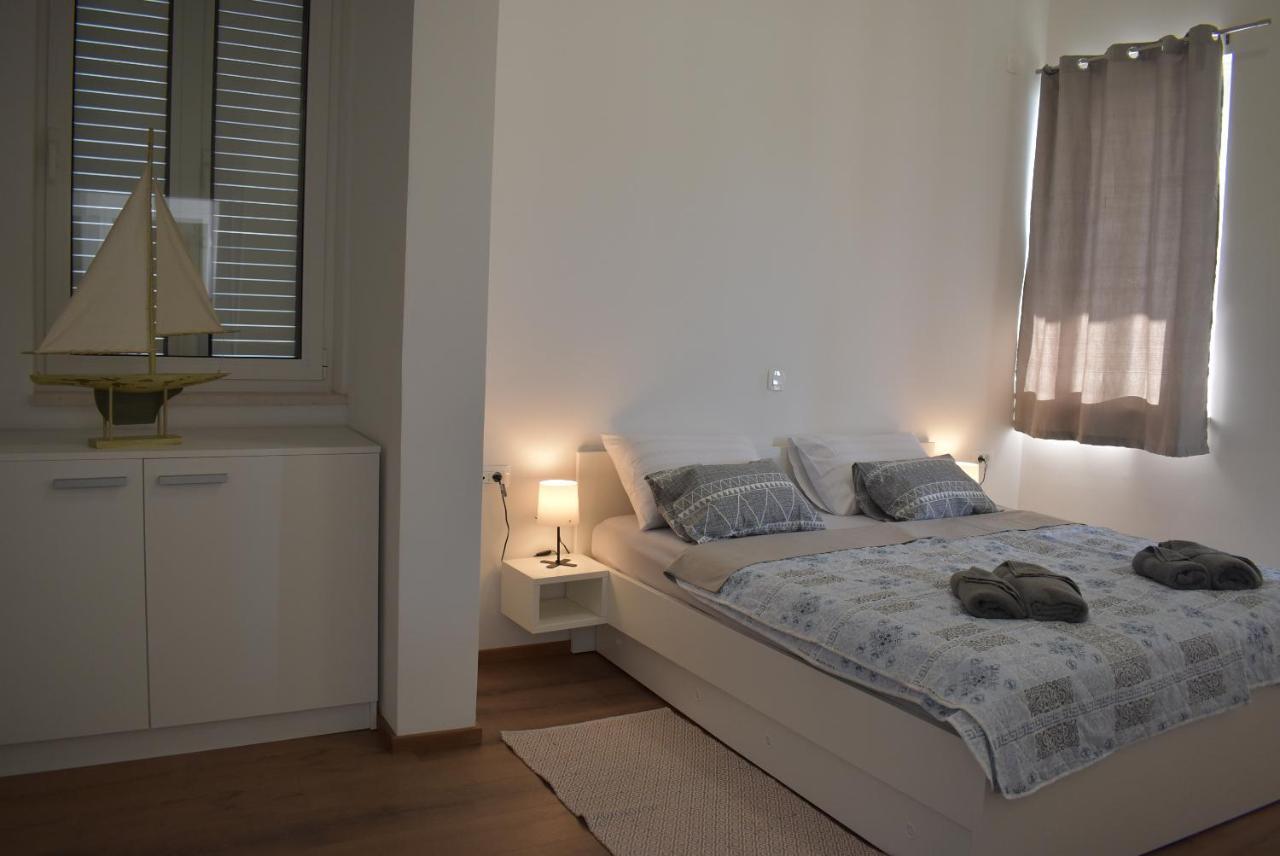 Apartment Aci Marina Rab Banjol Exterior foto