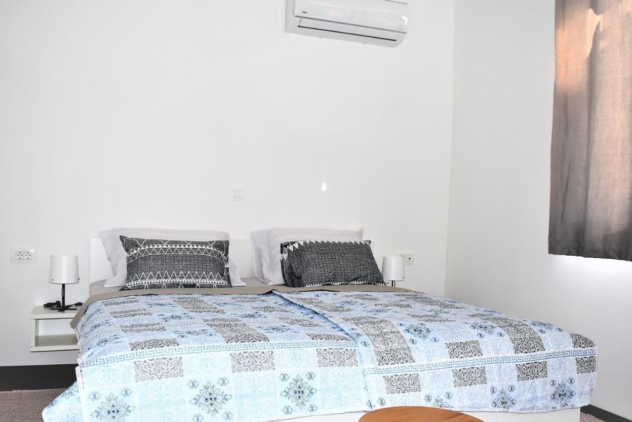Apartment Aci Marina Rab Banjol Exterior foto